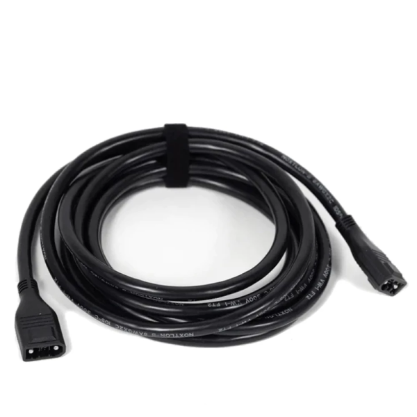 detailansicht des ecoflow xt150 verbindungskabels 5 m